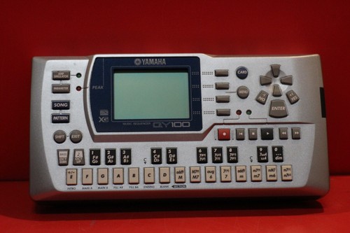 Sequencer yamaha 100 u2649 - qy,