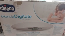 bilancia digitale per pesare i neonati Chicco