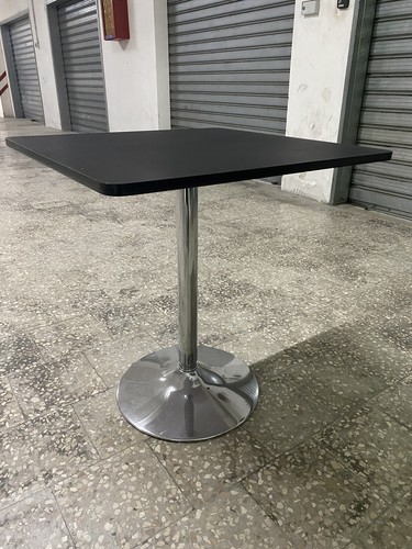 Tavolino 60x60 quadrato con