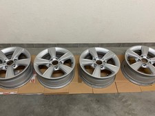 cerchi originali BMW da " 16 " per modello Serie 1 in ottime condizioni generali