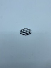 LOGO SUZUKI EMBLEMA SCRITTA AUTO FREGIO BADGE TARGHETTA