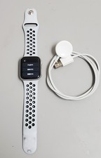 Apple Watch Series 4 Nike+ GPS