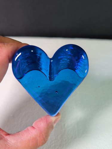 Fermacarte vetro cuore - , blu