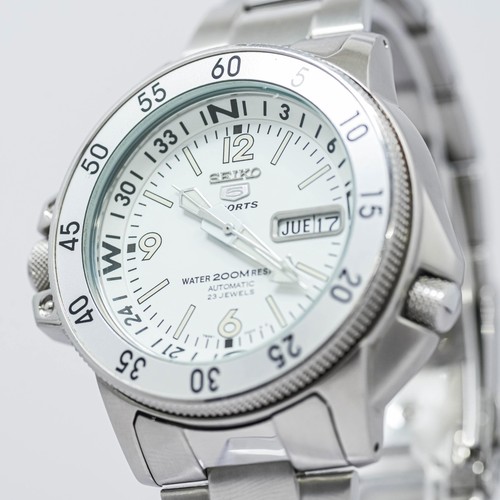 Revisionato seiko 5 - **oh, revisionato**