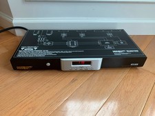 Monster Power HTS 1650 Protezione da Sovratensioni Home Theater Riferimento PowerCenter 8 Uscite