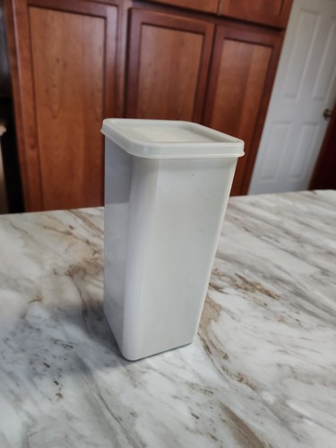 Tupperware cheese butter - cheese,