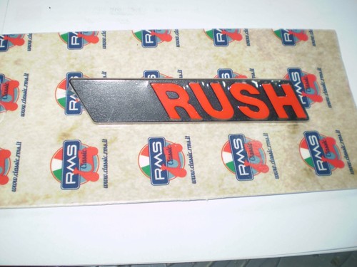 Targhetta rush in - "rush", plastica