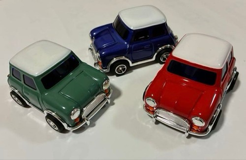 Mini auto giocattolo - in, latta