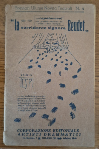 Sorridente signora beudet - signora,
