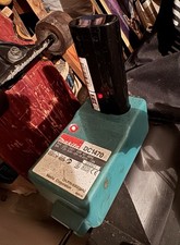 MAKITA DC1470 caricabatterie usato e batteria nuova