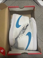 Nike Blazer Mid '77 Sneakers