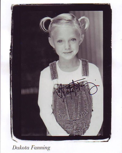 Dakota fanning foto firmata - dakota,