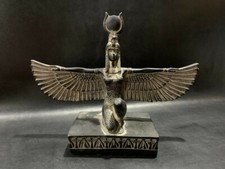 Statua della dea egizia della