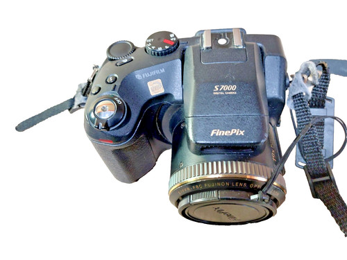 Fujifilm finepix s7000 - finepix,