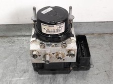 445400D020 abs per TOYOTA YARIS ACTIVE 2011 4467087