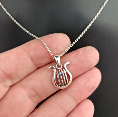 Collana arpa argento