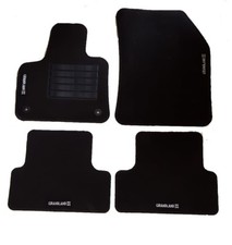 Tappetini auto in moquette su