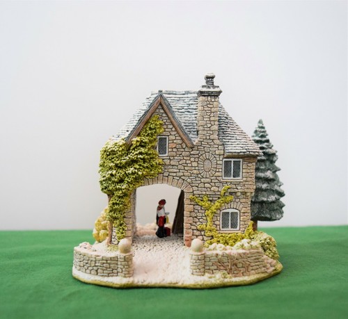 Lilliput lane snow cottage - lilliput,