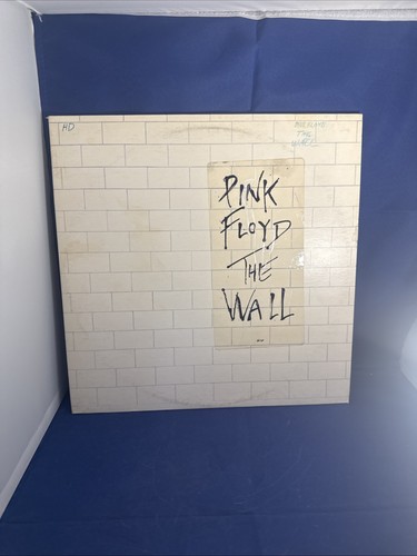 Pink floyd the wall 1979 - pink,