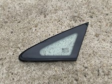 Vetro fisso anteriore sx Opel Corsa D 2006-2014 sinistra deflettore