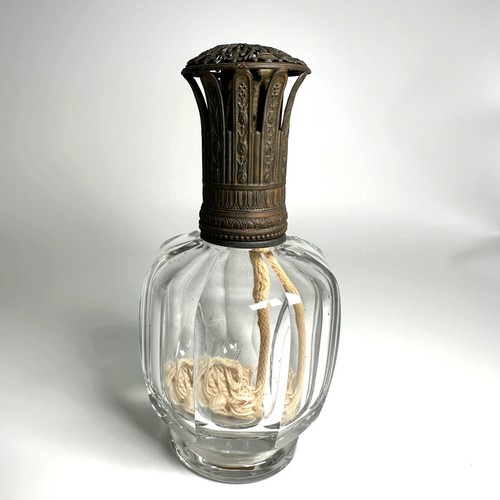 Antica lampada profumo
