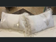 Cuscino elegante bianco con