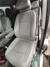 asiento delantero izquierdo