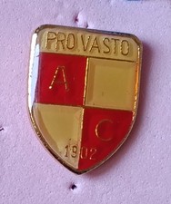 PRO VASTO  pin calcio football badge