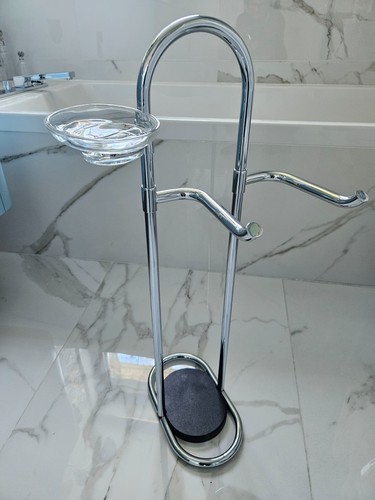 Elegante funzionale piantana - elegante,