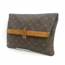 Louis Vuitton Briant Pochette