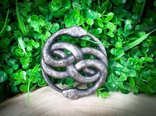 Auryn - The Neverending Story