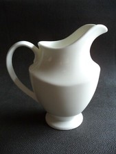 Royal Doulton lattiera porcellana bianca linea Venus English Fine Bone China