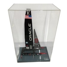 ORACLE TEAM USA 17 CATAMARANO