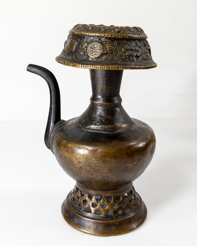 Antico vaso cinese tibetano
