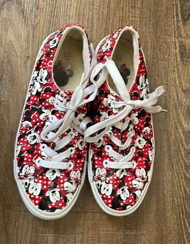 Sneakers basse stringate