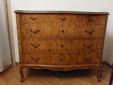 Elegante Cassettone stile