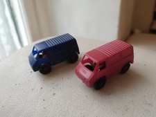 Coppia furgoni vintage Kinder