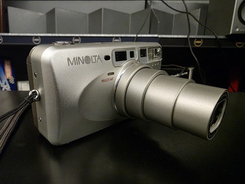 Minolta riva 125 - minolta, zoom