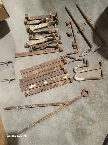 Cerniere chiavistelli ferro - e,