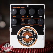 Electro-Harmonix Super Space