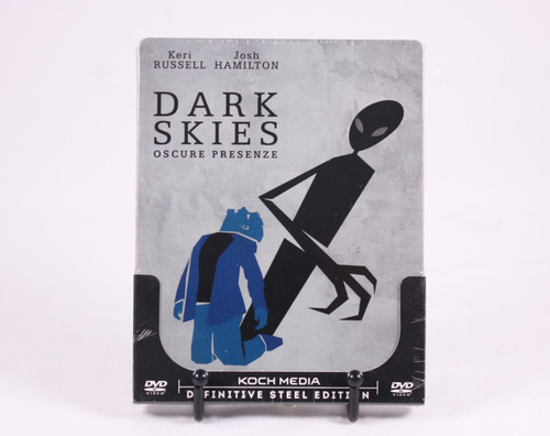 Dark skies oscure presenze - dark,