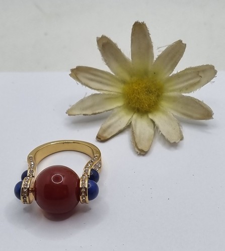 Anello con grande - grande, e