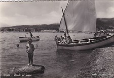 # SAPRI: BIMBI AL MARE - 1951