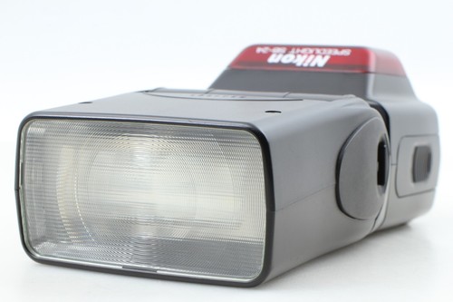 Ecc nikon speedlight - [ecc, +