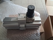 MOLTIPLICATORE DI PRESSIONE 1:2 CON REGOLATORE RIDUTTORE PER ARIA COMPRESSA