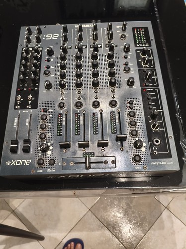Allen heath xone dj - &,