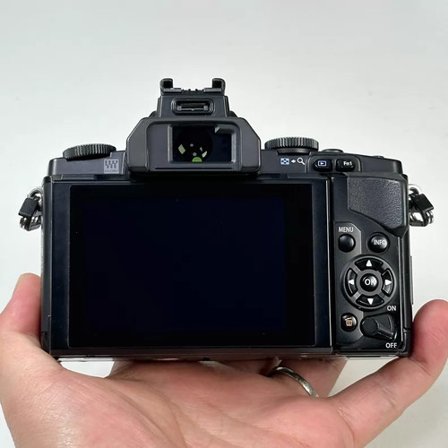 Fotocamera digitale mirrorless