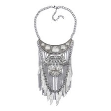 Collana con ciondolo , collana