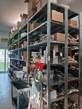 57x Scaffalature metalliche 200 kg/ripiano