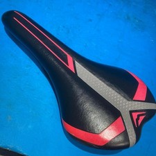 MERIDA SCULTURA 400 Saddle